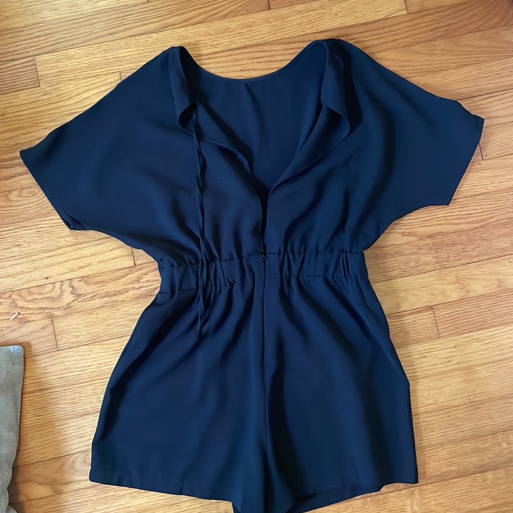 Black romper - Picture 5 of 5